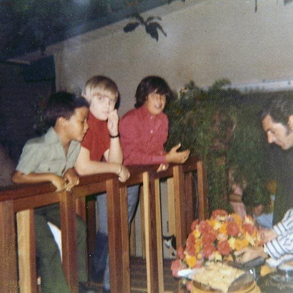 Mario Moreno Ivanova constantemente era fotografiado por su padre hasta en la actividad más simple.