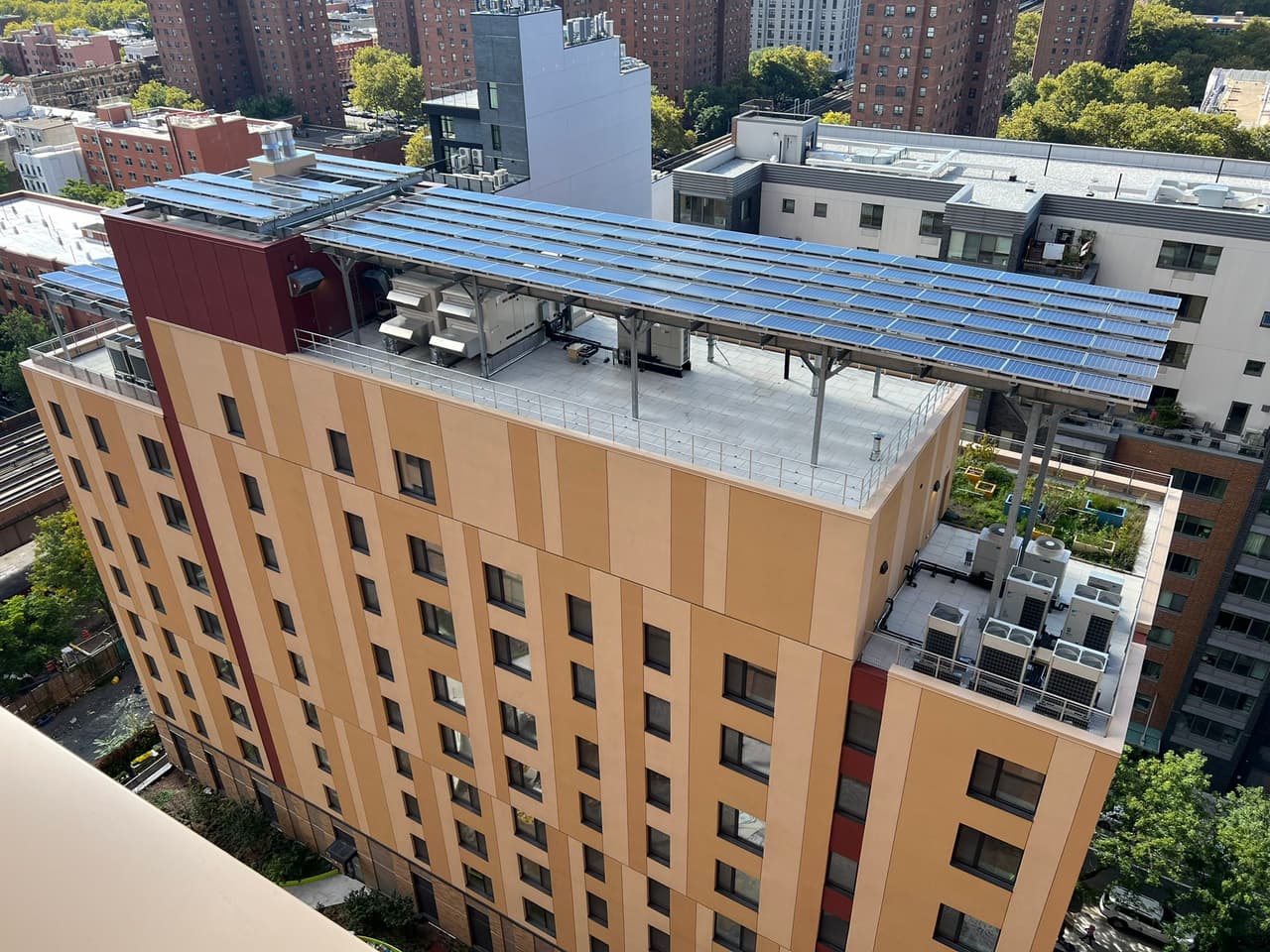 Aplican más de 70,000 a lotería para edificio de vivienda asequible en East Harlem