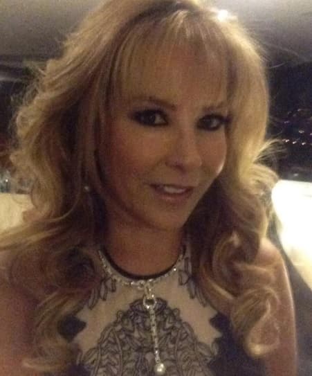 En la entrevista con Quién, 
<b><a href="https://www.univision.com/famosos/con-esta-foto-cerca-del-cielo-el-viudo-de-edith-gonzalez-la-recuerda-a-dos-meses-de-su-fallecimiento-fotos" target="_blank">el viudo de la actriz </a></b>aclaró que ha recibido un gran apoyo por parte de ella y otras amistades tras el luto que ha vivido.