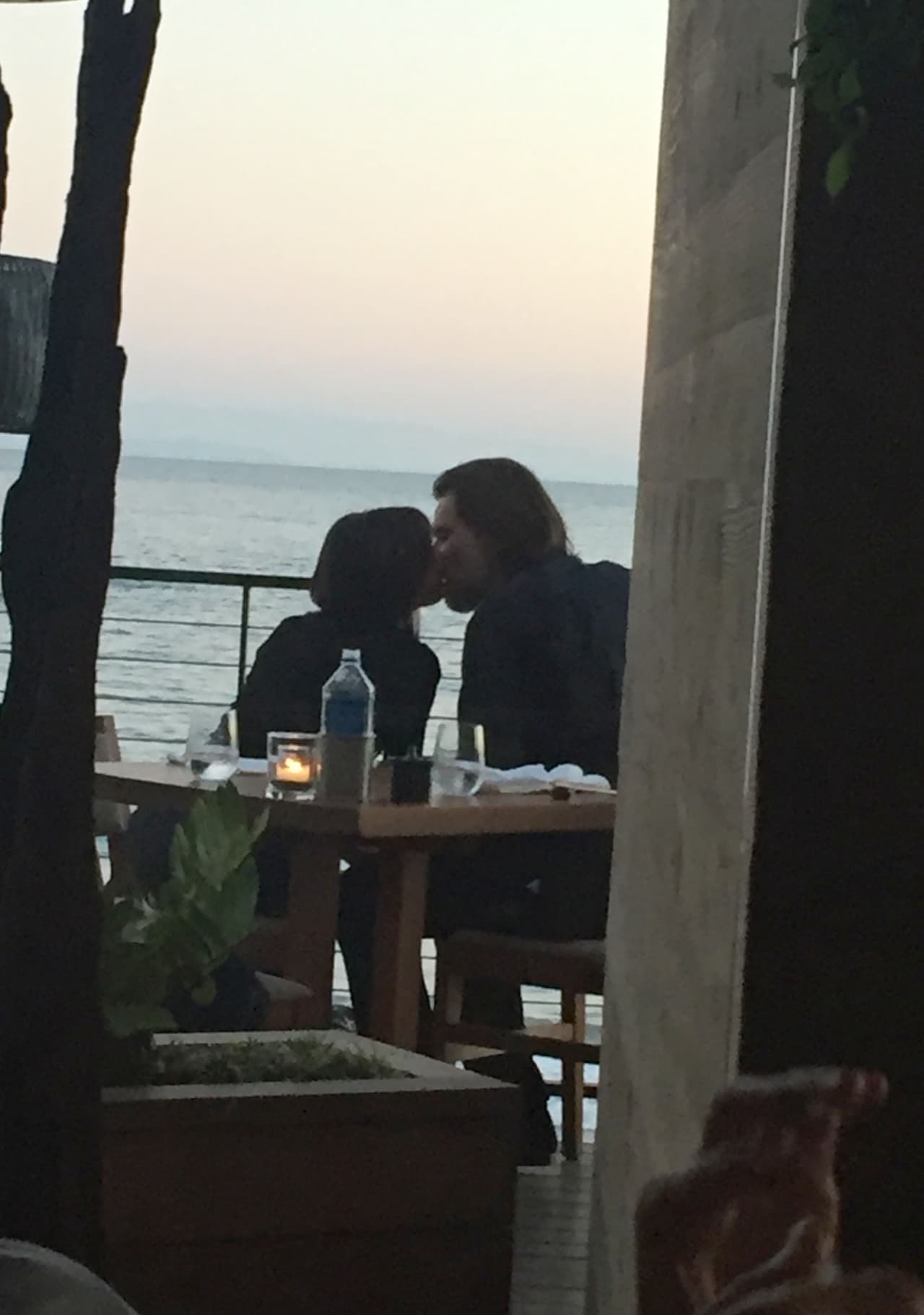 La ex pareja compartió un romántico momento.