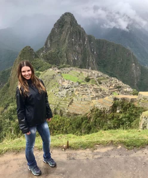 "Machu Picchu una obra maestra de la arquitectura y la ingeniería! 🇵🇪😱🇵🇪 Thanks Love ❤️ !!!!!!!!".