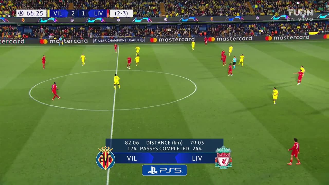 ¡GOL!  anota para Liverpool. Luis Díaz