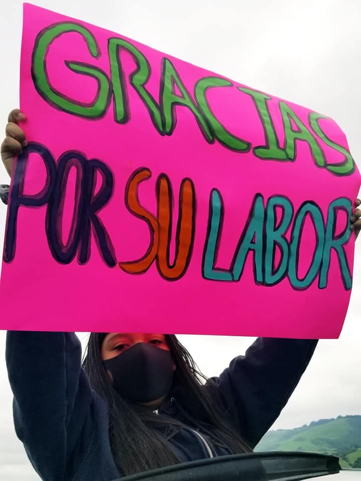 <b>'Gracias por su labor'</b> se podía leer en la mayoría de los carteles que levantaron los participantes. La idea era que los campesinos se sientan héroes por la tarea diaria que desempeñan.