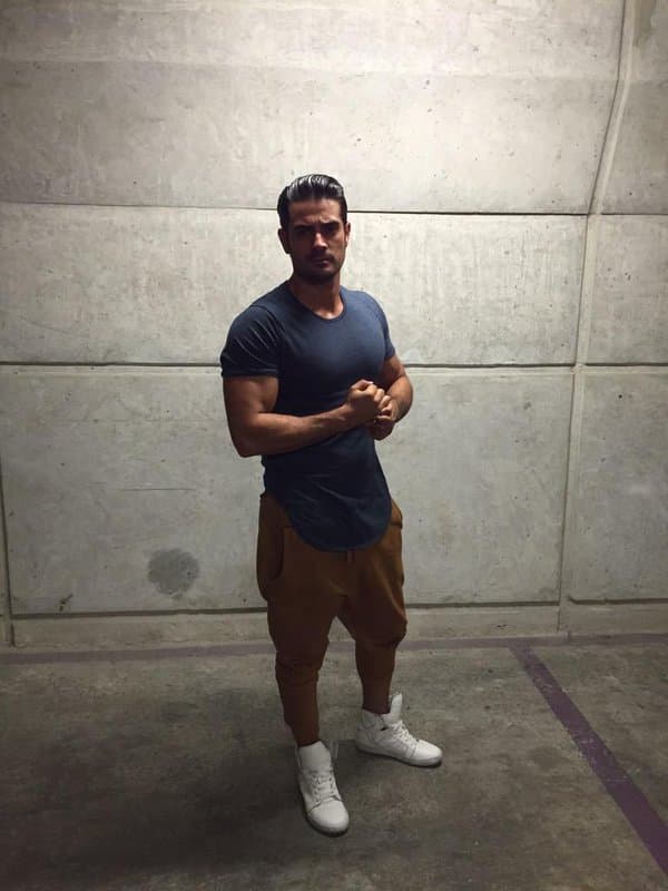 Este joven actor no sólo es talentoso, también es uno de los más sexys y más queridos por el público telenovelero.