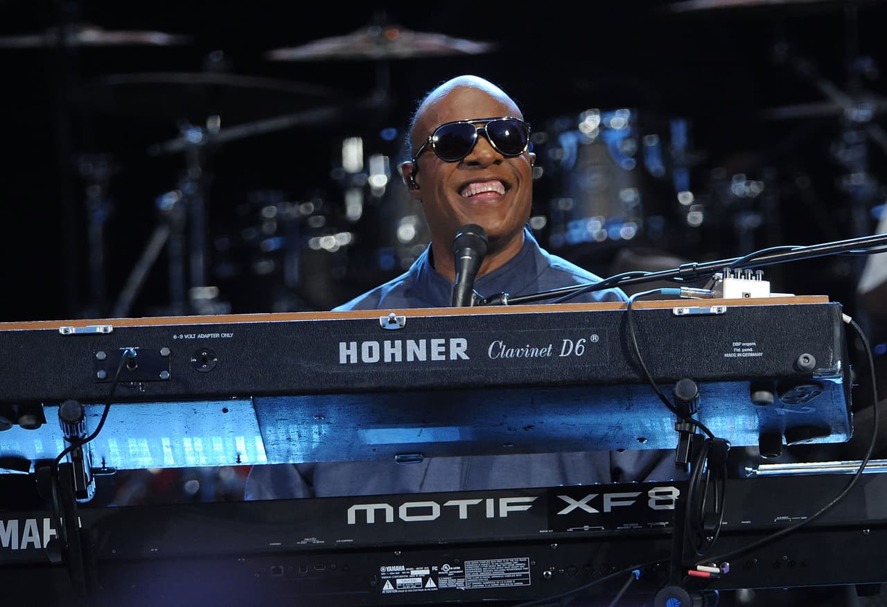 Ante más de 6 mil atletas, Michelle y Stevie dieron pasado a los Juegos Olímpicos en el Memorial Coliseum.