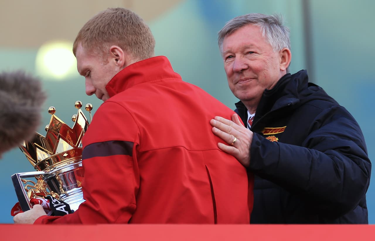 De igual forma, Paul Scholes fue un hijo de esa generación ganadora de Manchester United, que con Ferguson se convirtió en una leyend viva del fútbol.