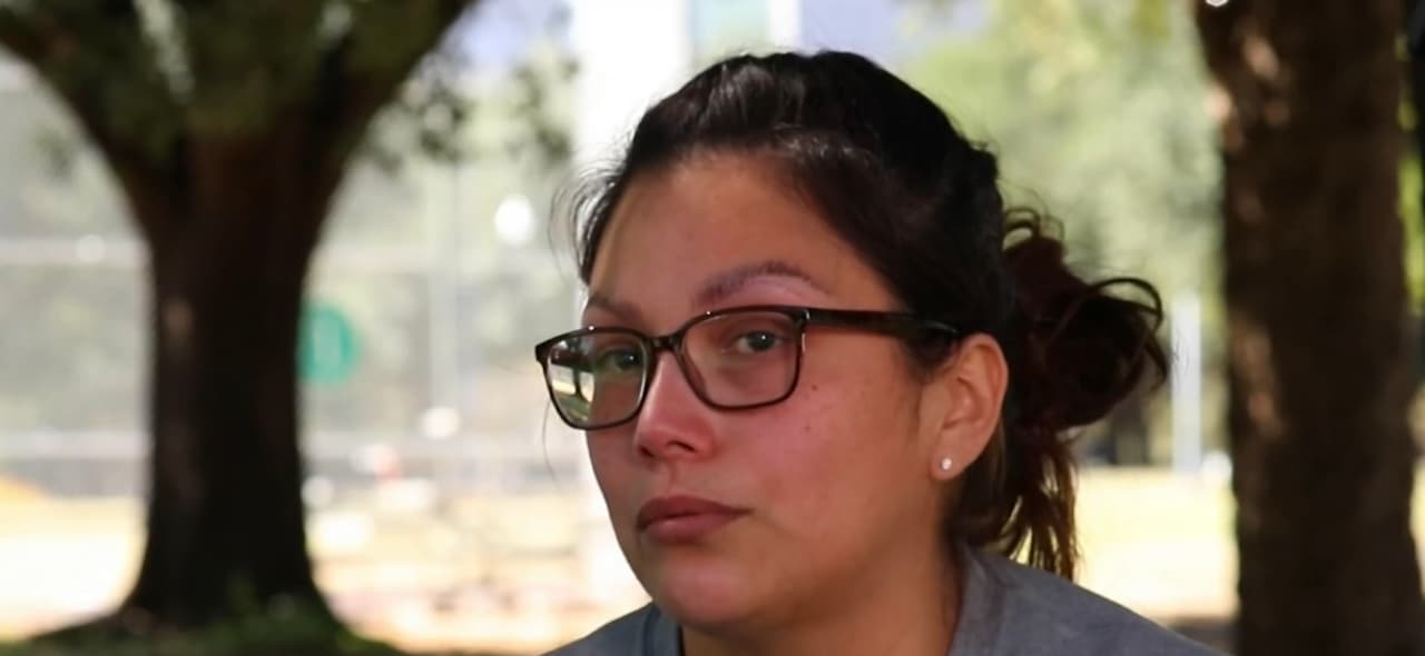 “Yo me estoy muriendo por dentro porque no merece estar pasando por esto y, al verlo así, simplemente me duele”, precisó Robles
<br>