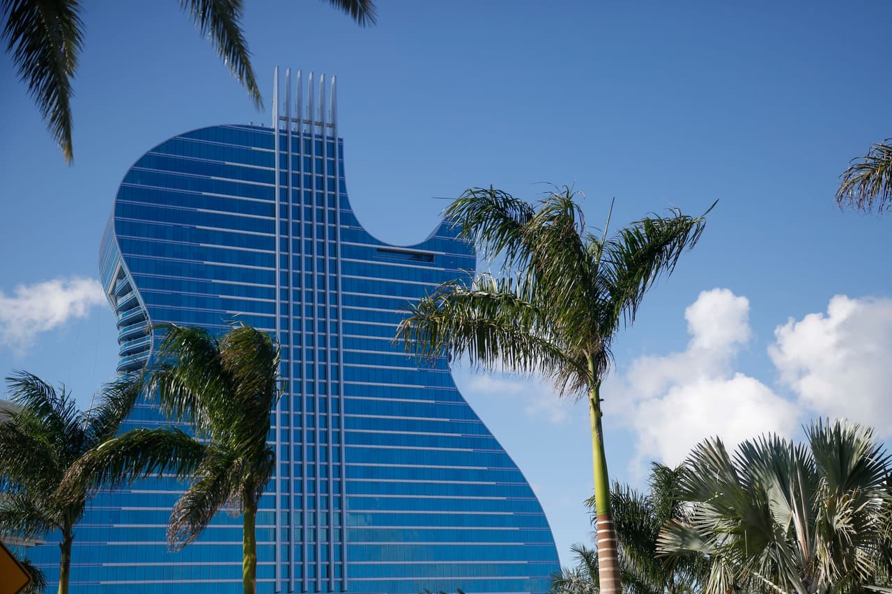 Jim Allen, CEO de Seminole Gaming y presidente de Hard Rock International, dijo para 
<a href="https://edition.cnn.com/travel/article/guitar-shaped-hotel-grand-opening-florida-trnd/index.html" target="_blank">CNN </a>que espera que este hotel sea un nuevo referente en el turismo del país y atraiga gente de todas partes del mundo.