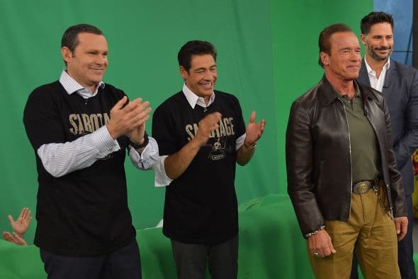 Arnold Schwarzenegger y Joe Manganiello en Despierta