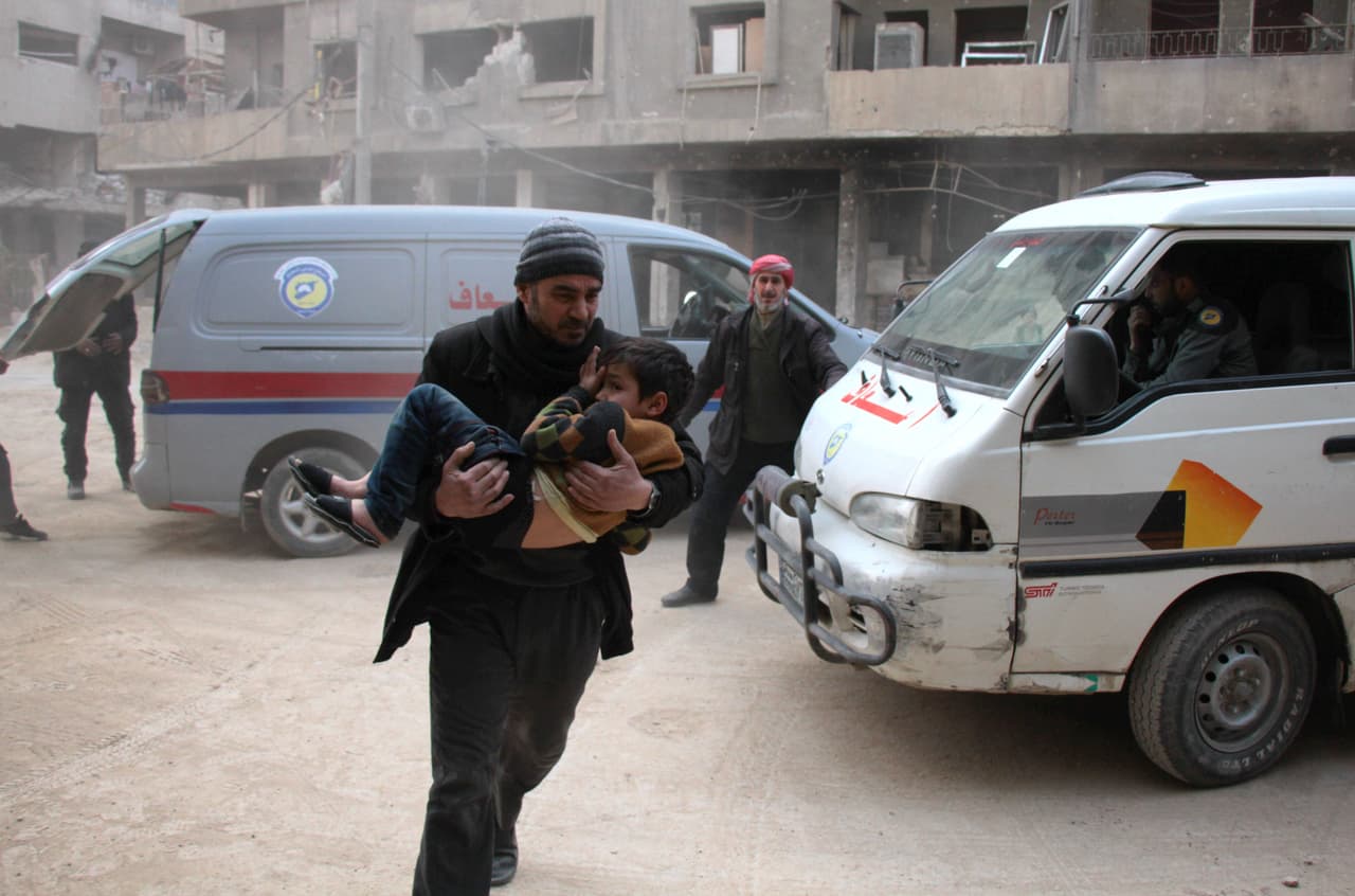 Aunque nadie ha proporcionado pruebas de su participación, el régimen del presidente sirio, Bashar al-Assad, ha sido acusado reiteradamente de utilizar armas químicas en la guerra civil del país.