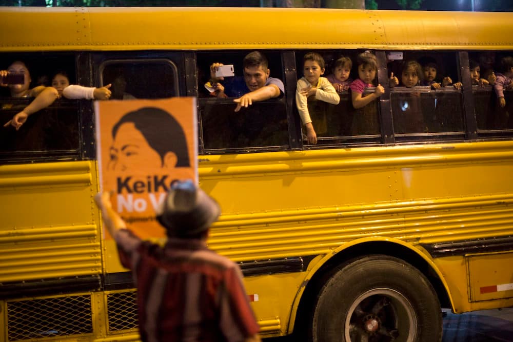 Recorrieron varias calles de Lima para terminar en el mismo lugar de inicio con arengas llamando a no votar por Keiko Fujimori