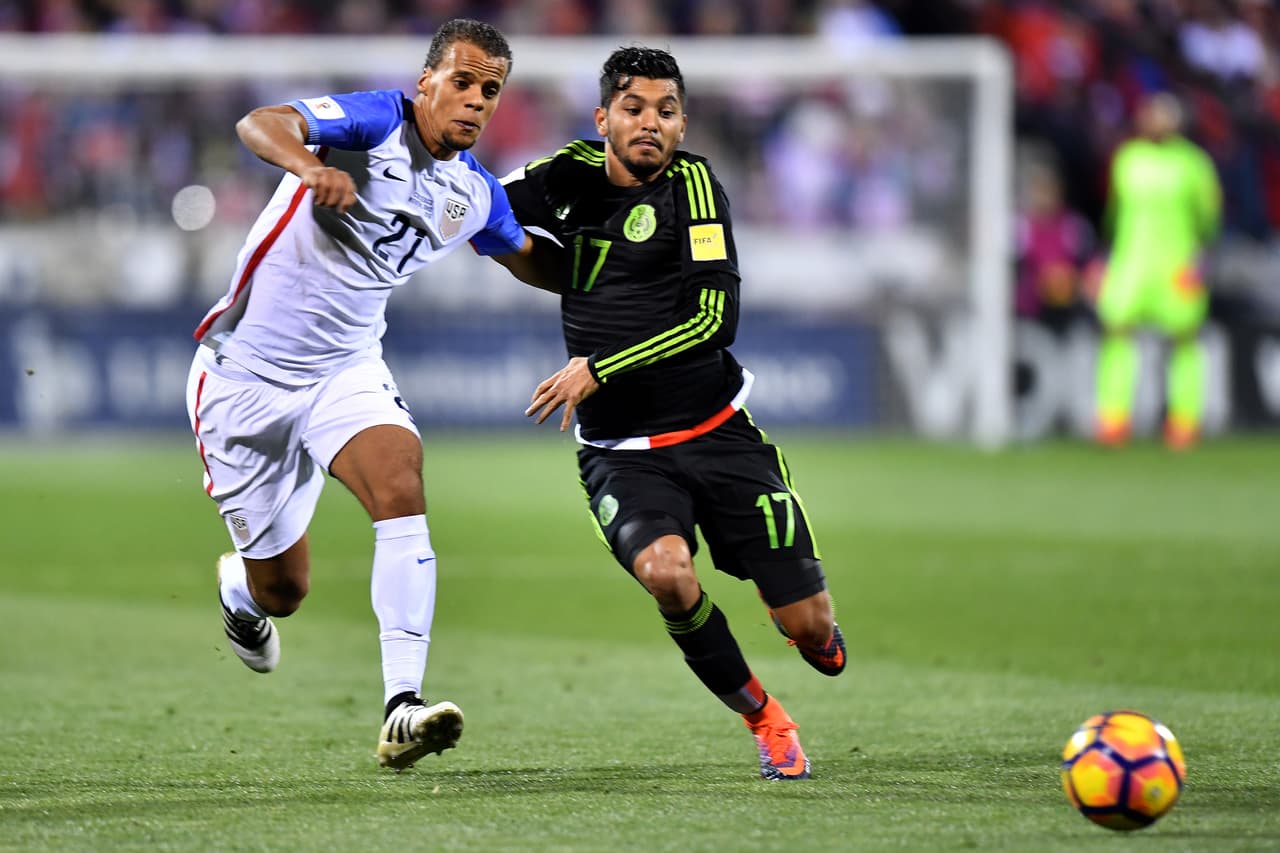 Jesús Corona fue desequilibrante en el comienzo del partido por el lado izquierdo. En una jugada por esa zona llegó el primer gol mexicano. Aunque no mantuvo esa brillantez, el 'Tecatico' logró generar peligro en el arco rival. Calificación: 7