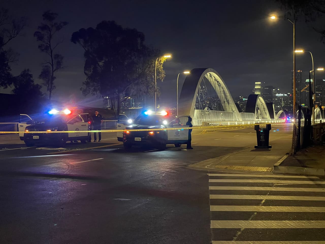 Cierran el puente de la calle sexta en Boyle Heights por tiempo indefinido