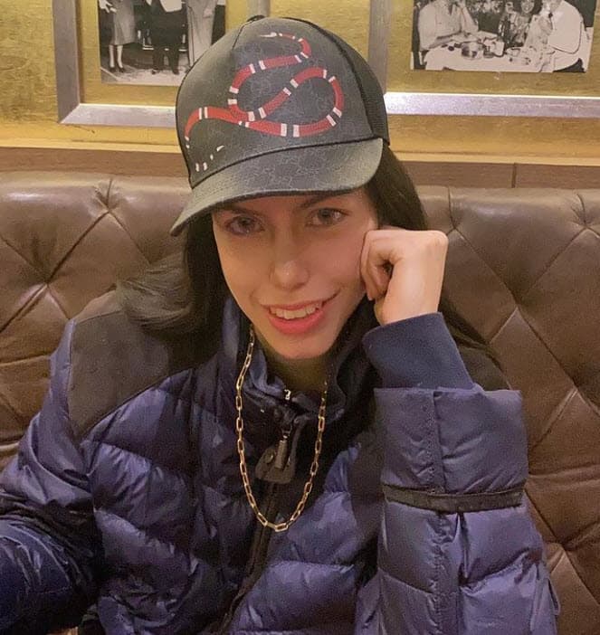 La familia de la también actriz 
<b>no ha desmentido ni confirmado</b> que ella tuviera 21 o 23 años, como se ha informado. 
<br>