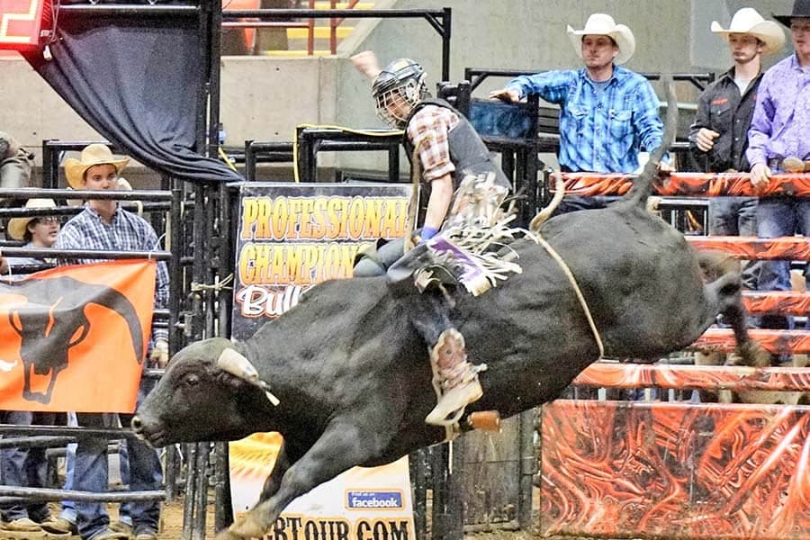 Gana Boletos VIP al Professional Championship Bull Riders 