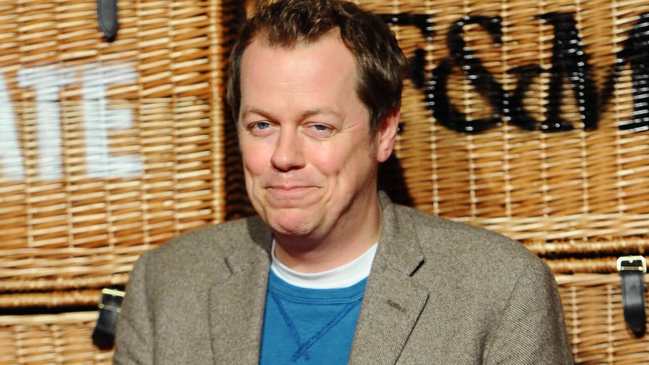 El hijo mayor es Tom y tiene 47 años. Es escritor y crítico gastronómico.
<br>