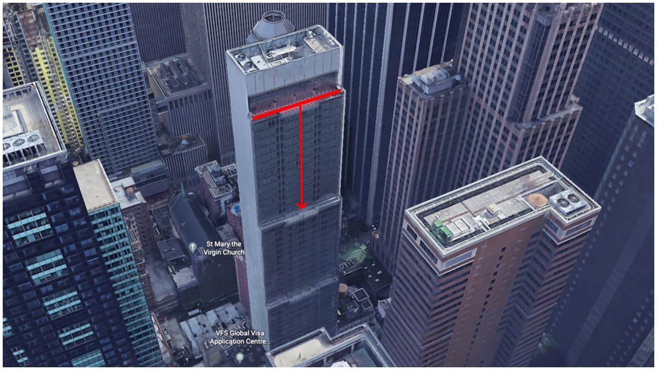 La mujer cayó desde el piso 54 hasta un balcón del piso 27.