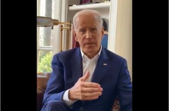 Joe Biden no se disculpa por sus 'toques' pero promete ser “más respetuoso” con el espacio personal