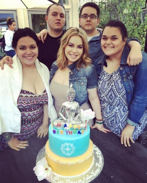 La vida de Chiquis, y la de sus hermanos, se convirtió en un 'reality show' ('The Riveras'), un formato con el que ya estaban familiarizados desde que su madre, la célebre Jenni Rivera, hizo de su día a día un espectáculo en 'I Love Jenni'. Chiquis Rivera tuvo su propio reality, pero no tuvo el éxito esperado ('Chiquis & Raq-C').