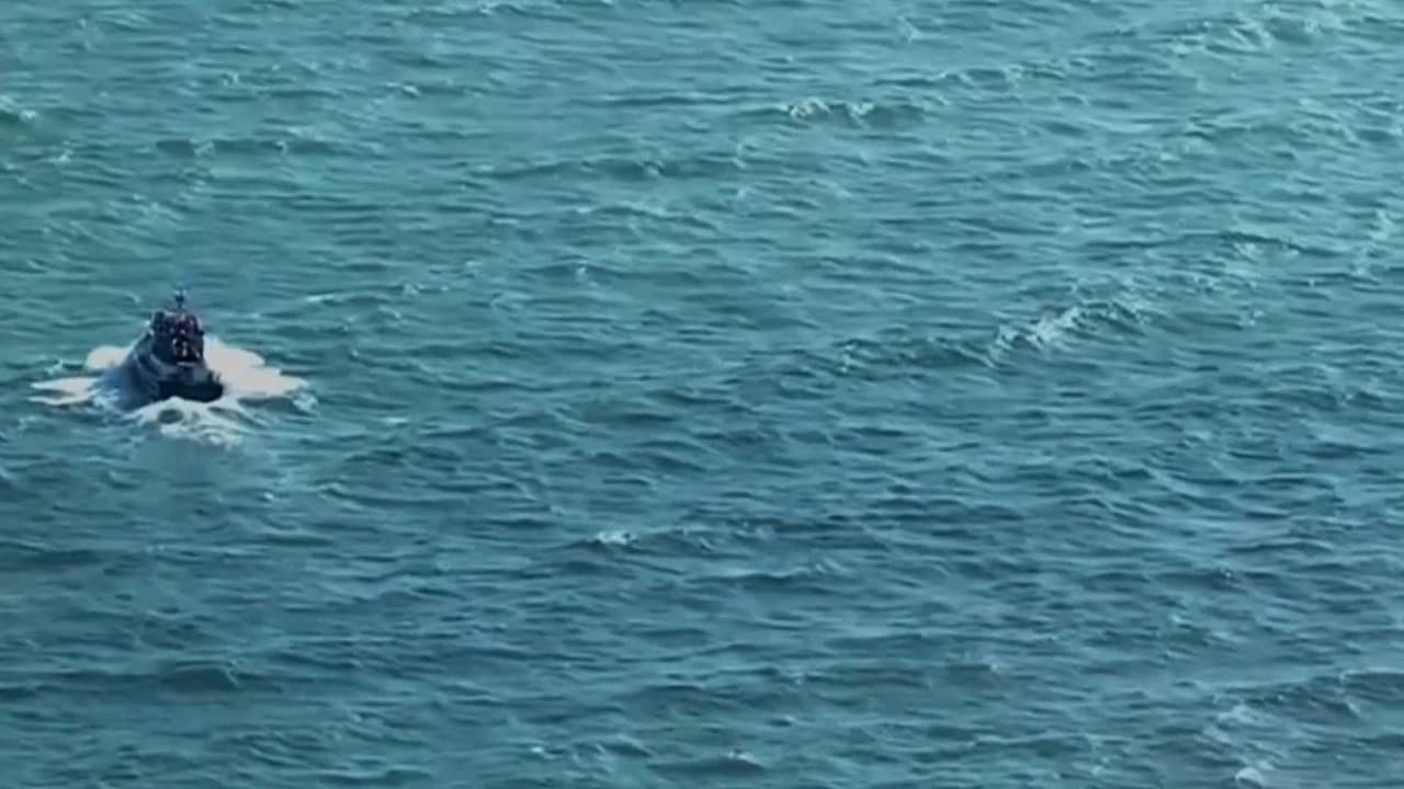 Sigue búsqueda de jóven desaparecido en playa de Queens