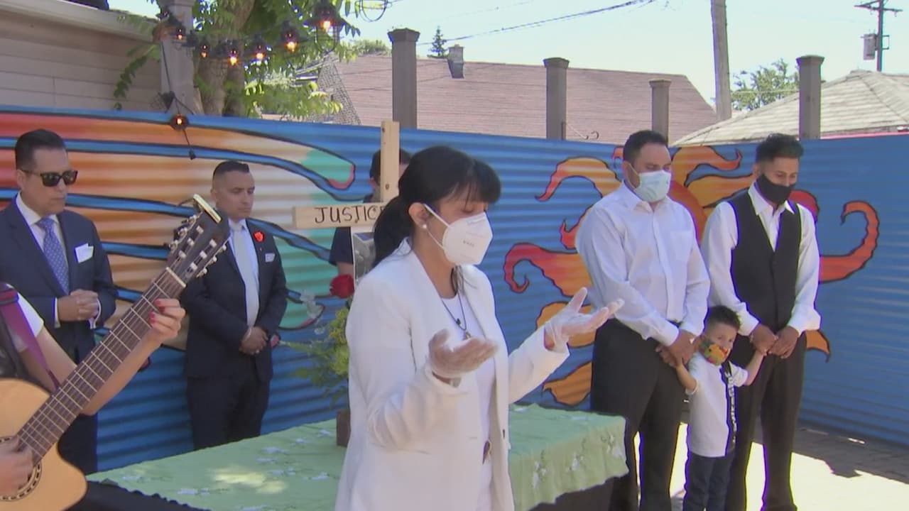 Este sábado madres con niños pequeños recibirán pañales y despensas gratis de la Familia de Marlen Ochoa 