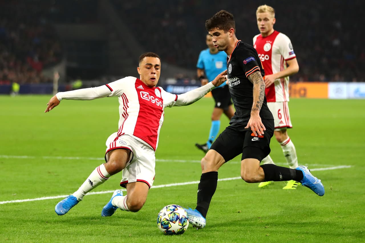 Dest deja concentración del Ajax por crisis entre USA e Irán