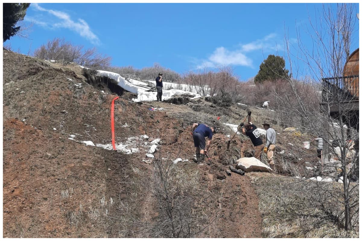 Evacuan a familias por deslizamiento de tierra en Mountain Green en el Condado de Morgan