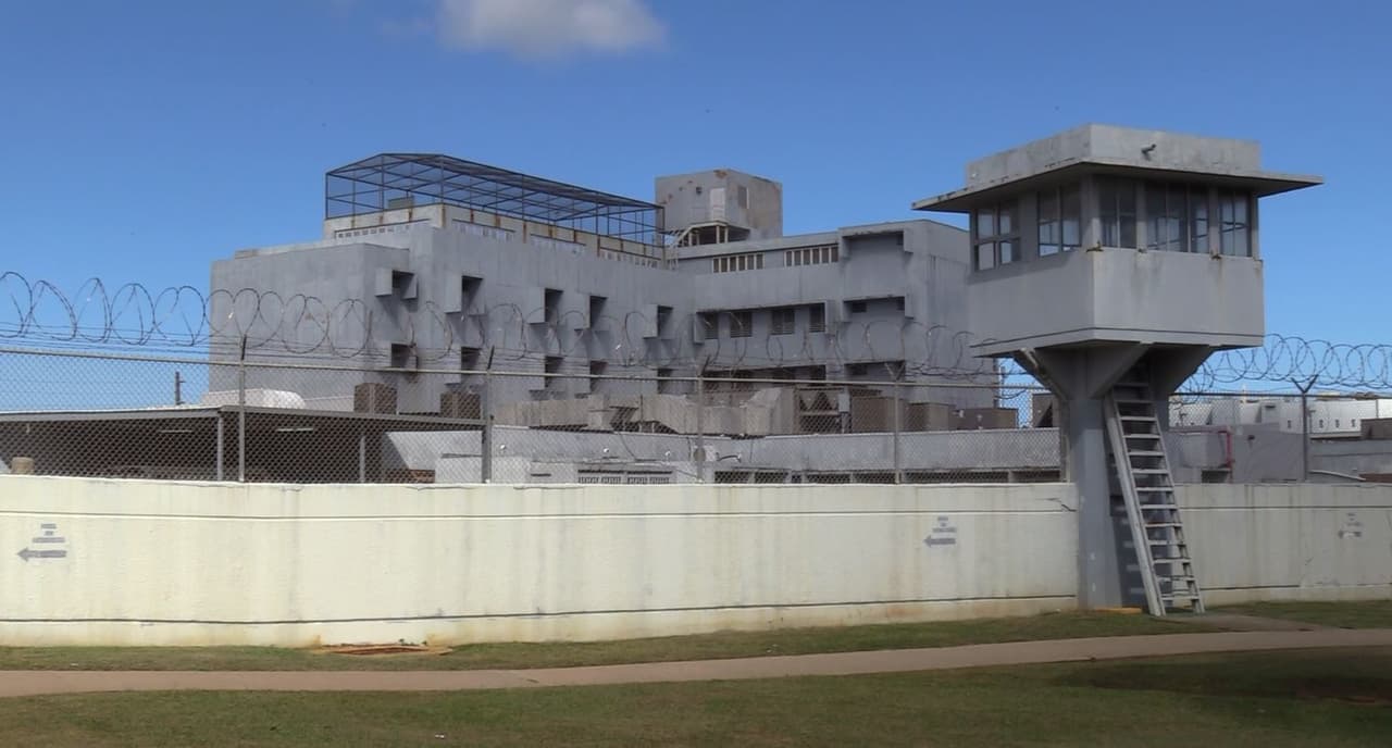 El DRC reconoció que tiene una deficiencia en agentes correccionales.