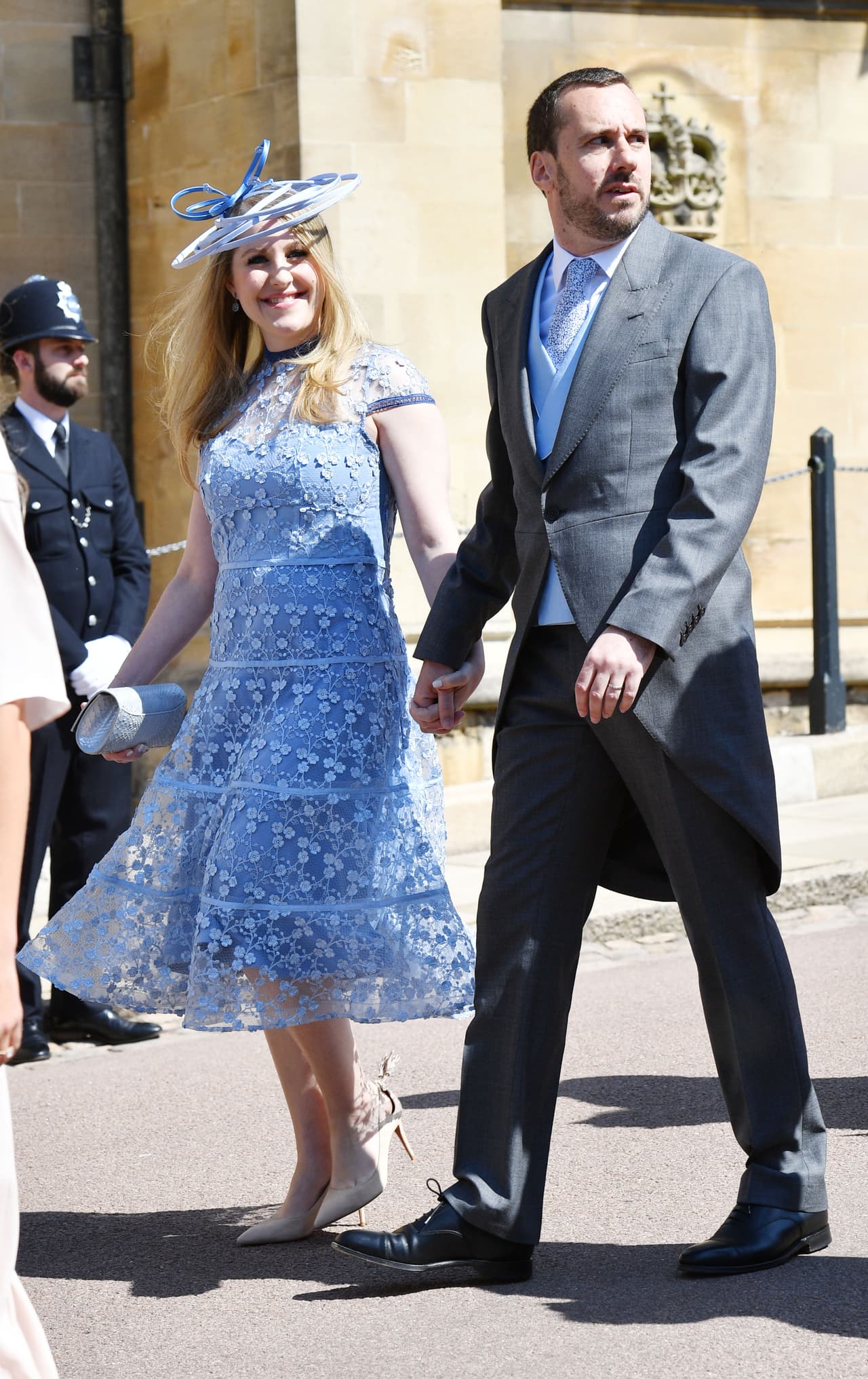 “Meghan era su dama de honor y las dos pasan mucho tiempo juntas mientras ella vive en Londres”, advierte Daily Mail.