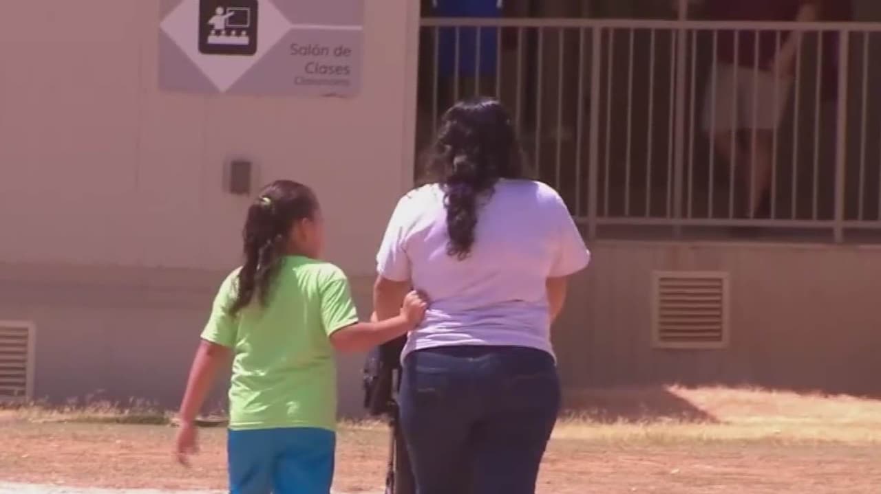 DOJ investiga fraudes con menores migrantes no acompañados