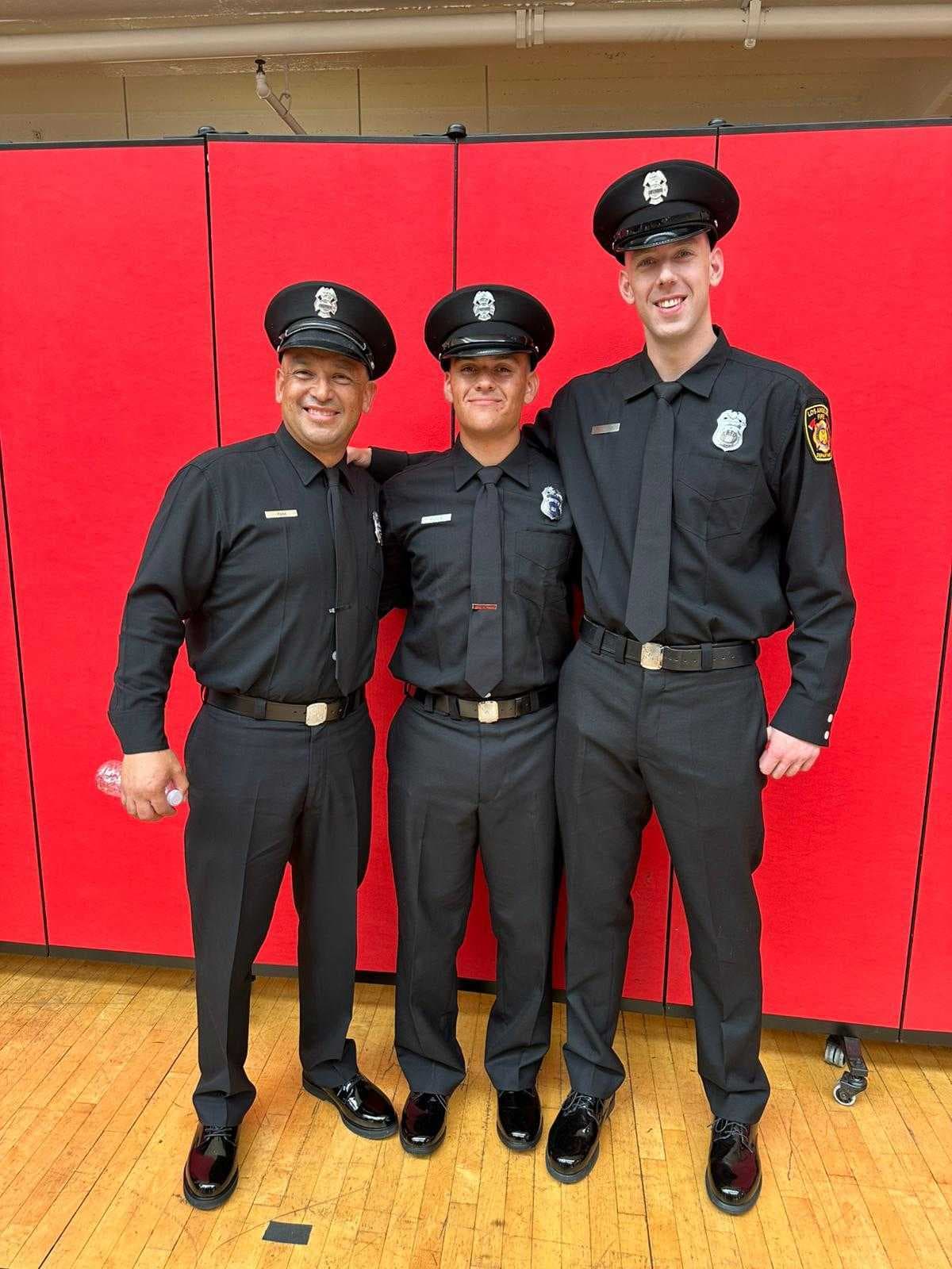 En el hogar vivían tres bomberos: él, su hijo que esa noche estaba franco, y su yerno, quien estaba combatiendo el incendio en Palisades.