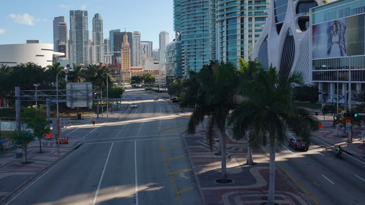 Miami está en toque de queda hasta nuevo aviso para frenar propagación del coronavirus 