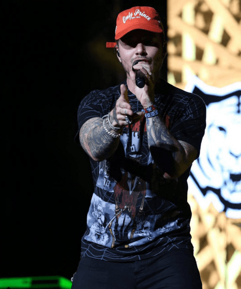 "Una depresión que casi me mata es lo peor que me ha pasado. Porque hay que tener cuidado con lo que le pides al universo, le puedes pedir éxito y... tuve una depresión que casi me mata por no poner límites ni equilibrio y pagué las consecuencias..."