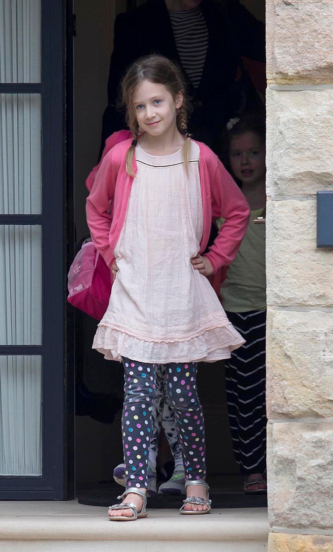 Las nenas salieron a pasear.