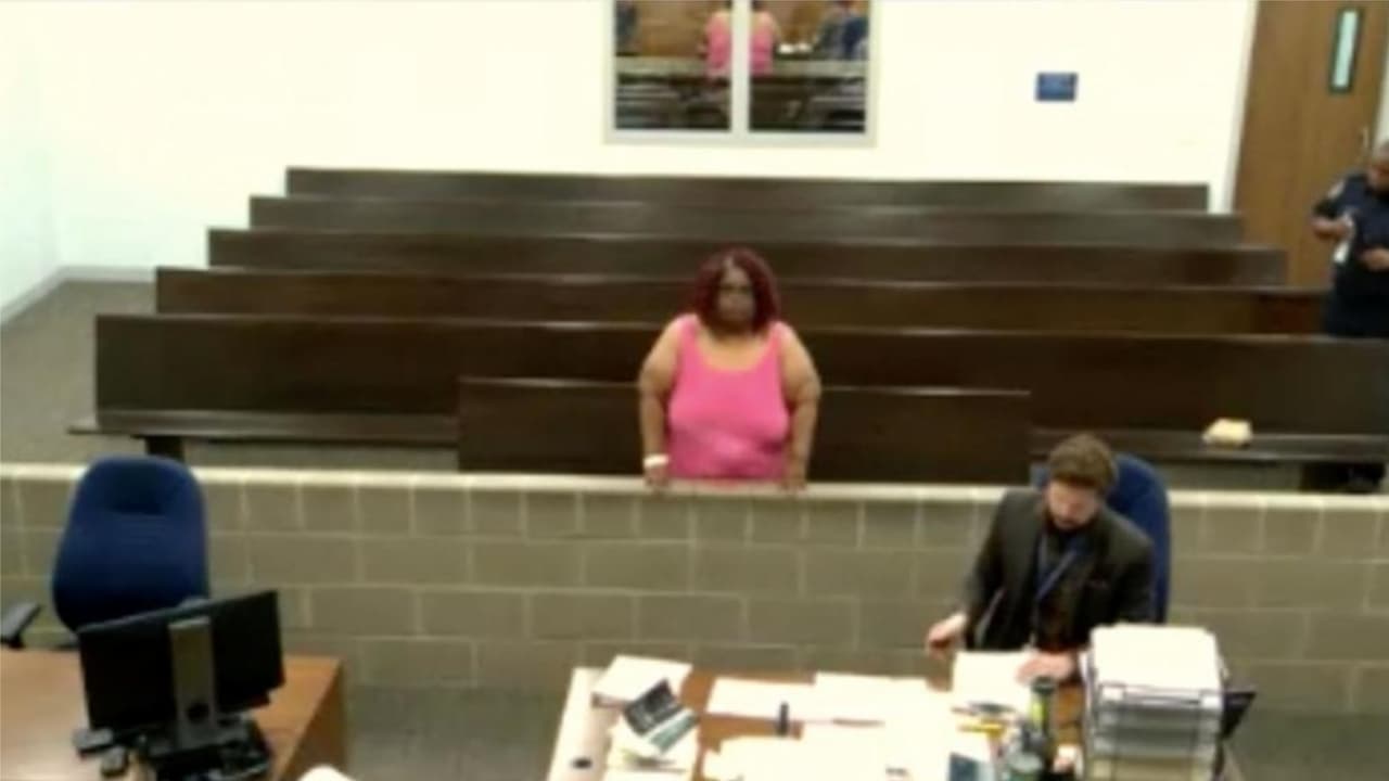 "Amor secreto": revelan detalles del caso de una maestra acusada de agresión sexual a un alumno en Houston