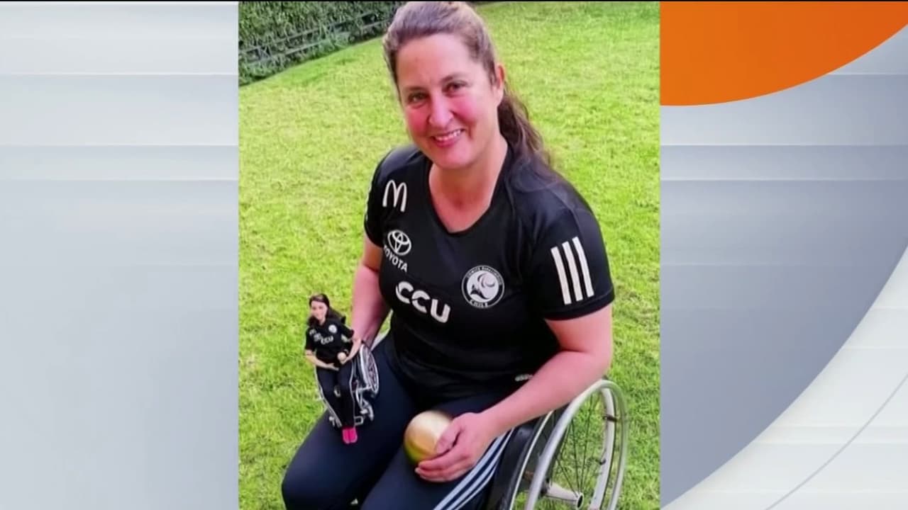 Orgullo chileno: Francisca Mardones, primera atleta paralímpica en inspirar una muñeca Barbie