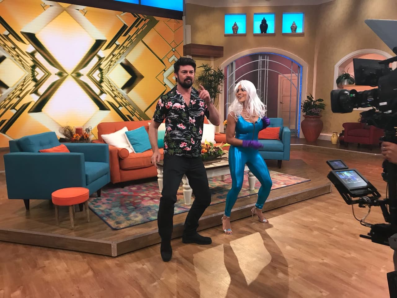 Aquí no hubos golpes, solo buenos pasos de baile, ya que a 'Tormenta Tropical' le encanta bailar.