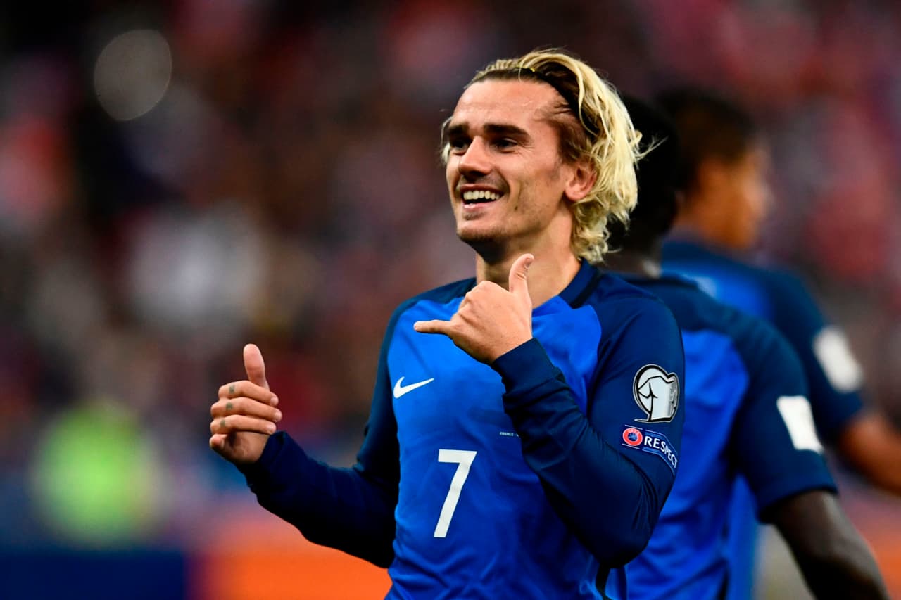 Francia derrotó a Bielorrusia y va directo a Rusia