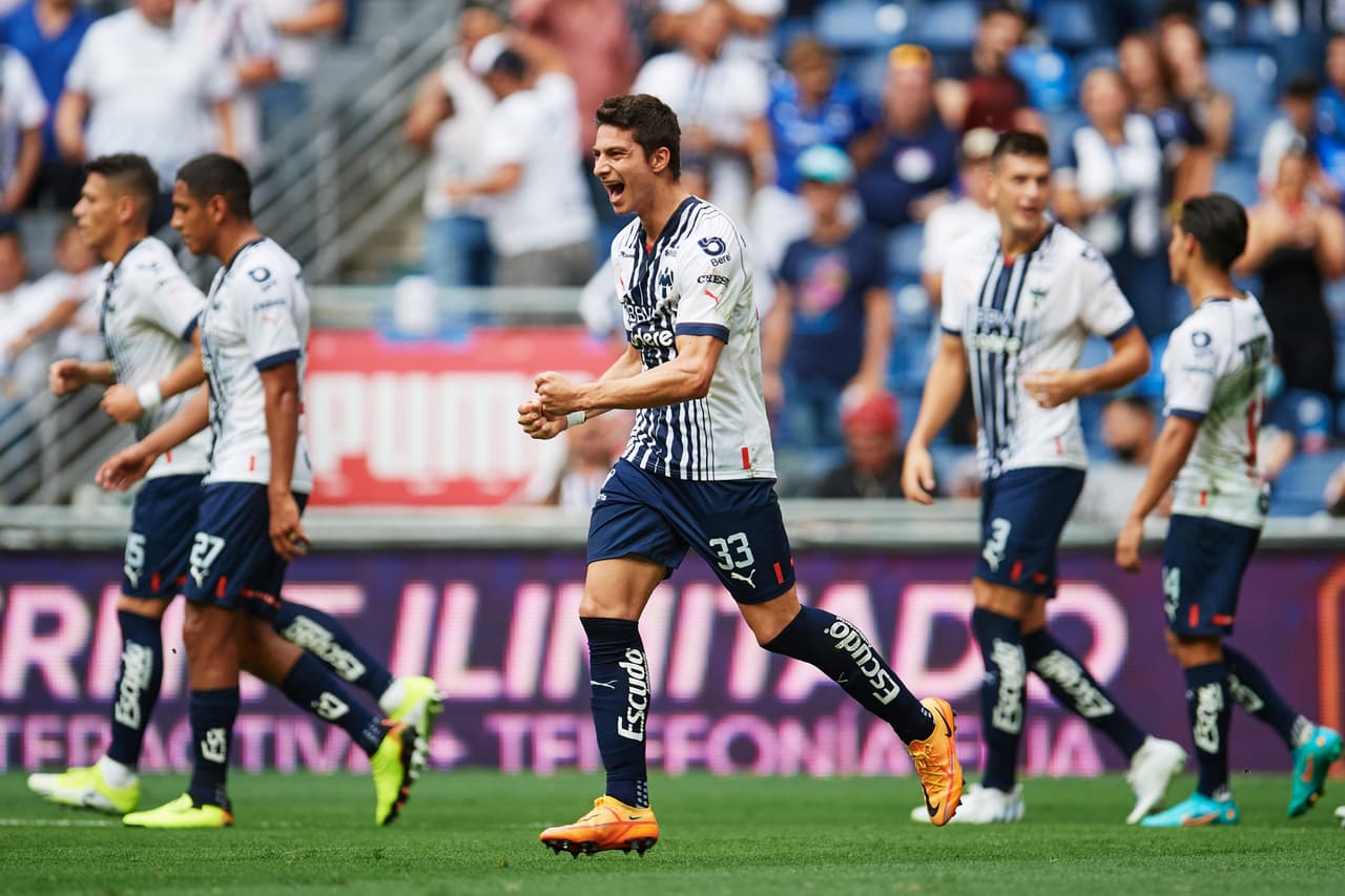 Rayados sigue en su buena racha y ahora venció a un Puebla que fue aguerrido pero que no tuvo reacción y de esa forma el equipo de Vucetich se mantiene en la cima del Apertura 2022 gracias al gol de Stefan Medina.