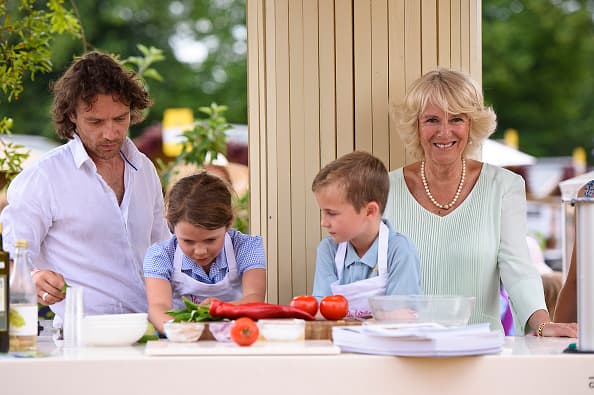 También compartió con los asistentes de las divertidas muestras del lugar.