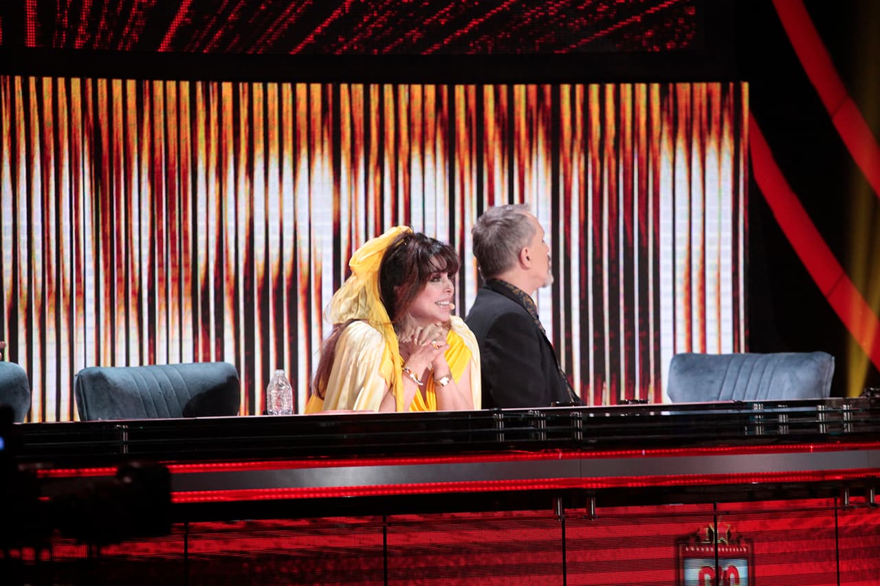 Desde su lugar, 'La Vero' disfrutaba las coreografías.