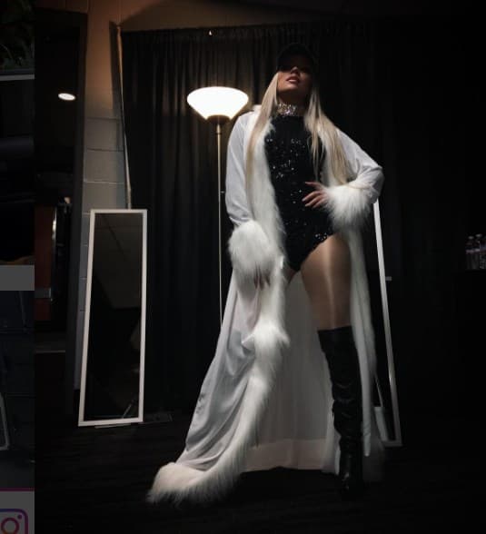 En 2014 lanza dos sencillos; 
<i>Ricos Besos</i> y 
<i>Mañana</i>, en colaboración con Andy Rivera.