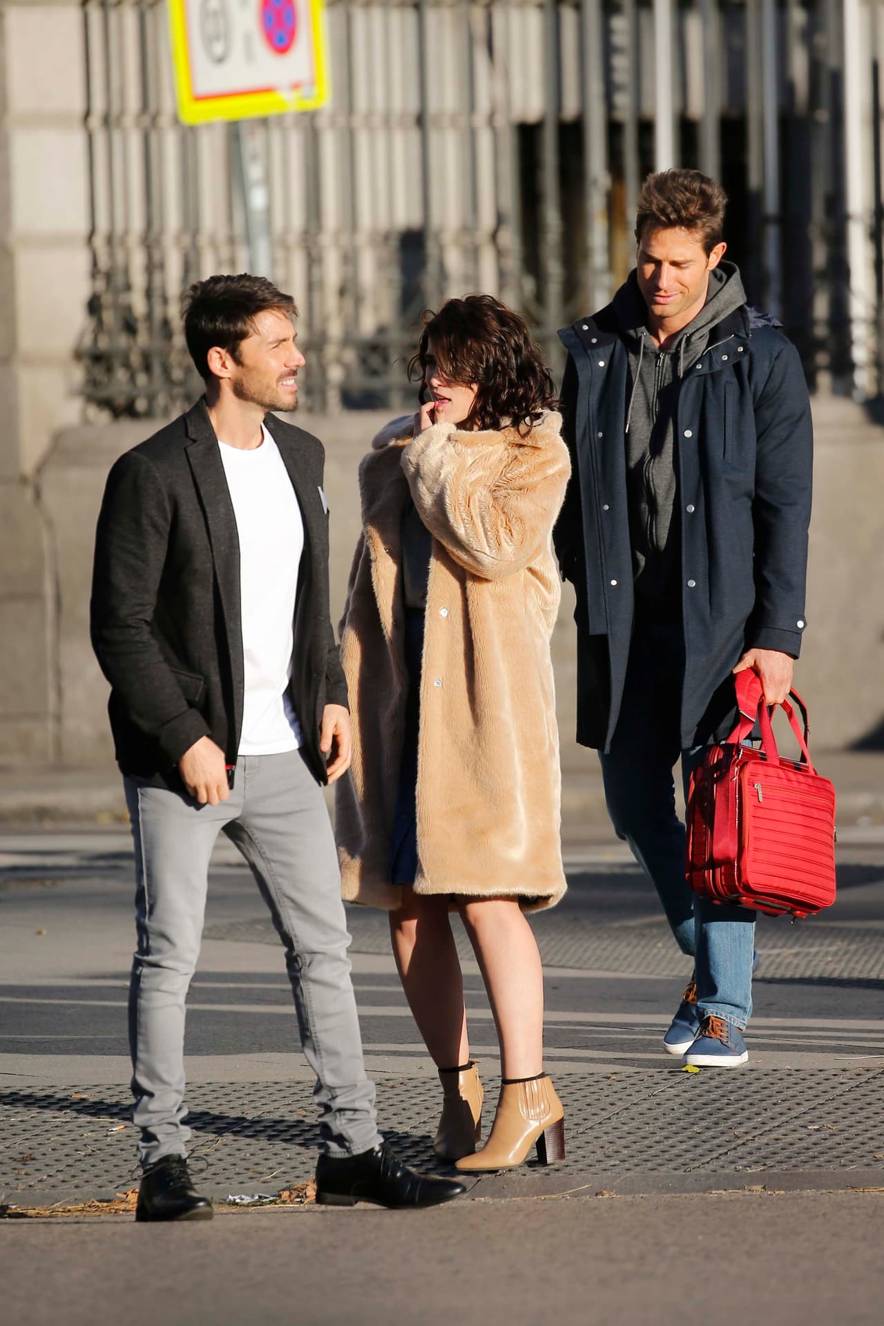 Durante el rodaje en Madrid el protagonista de 'Lo que la vida me robó' compartió escena con el actor español Rubén Sáenz.