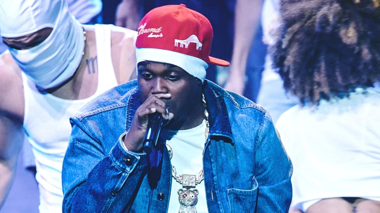 Sech canta desde su tierra Panamá al máximo nivel el sencillo 'Novio No' en Premios Juventud