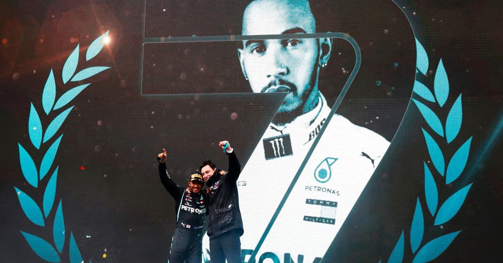 Una carrera inolvidable para el mexicano Sergio Pérez en donde consigue segundo lugar y su primer podio del año, que comparte con el ya siete veces campeón del mundo Lewis Hamilton, y con Sebastian Vettel en tercera posición. Hamilton iguala a Schumacher en campeonatos del mundo, mientras el mexicano suma su noveno podio en la historia de la Formula 1.