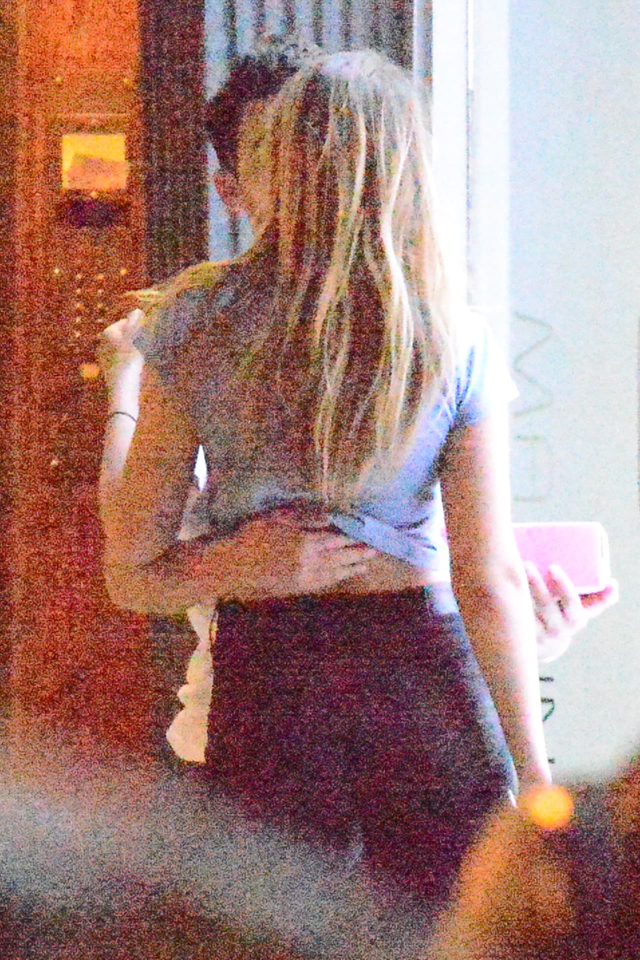 Así es como Joe Jonas y Gigi Hadid se dejan ver ante las cámaras.