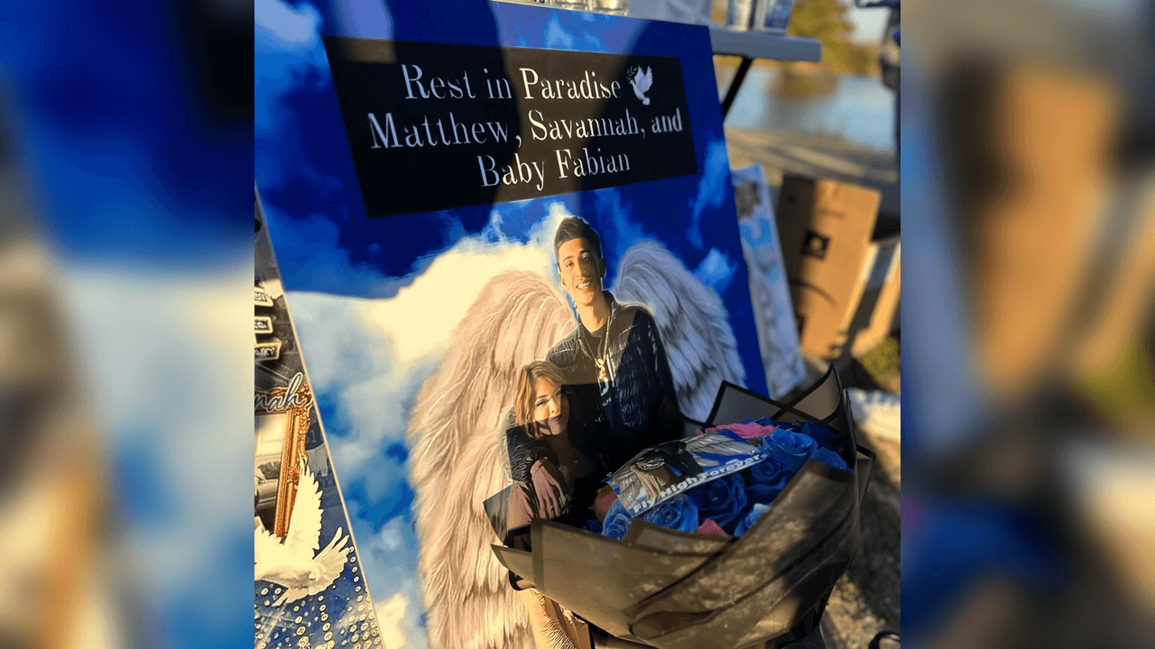 Fabián iba a ser el nombre del bebé que falleció antes de poder nacer, dice la familia. Su nombre también lo incluyen en los letreros para poder recordarle.