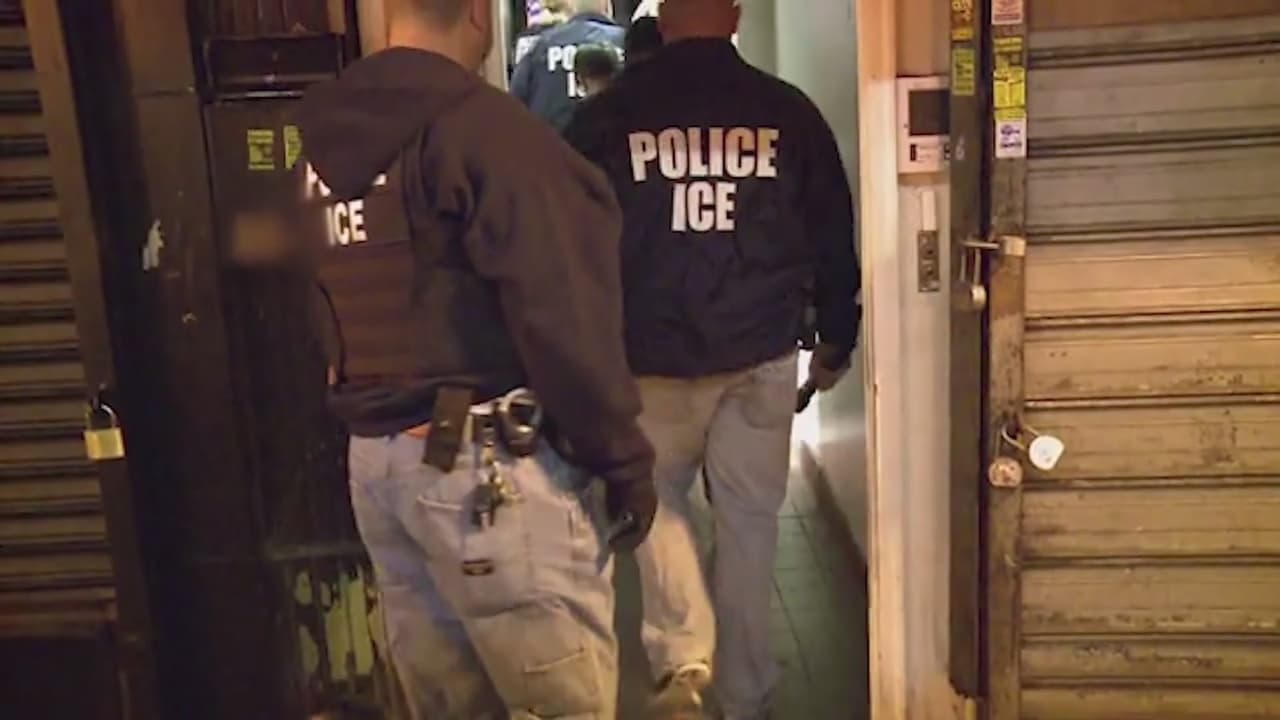 Más de 3,300 personas fueron arrestadas por agentes de ICE en Carolina del Norte
