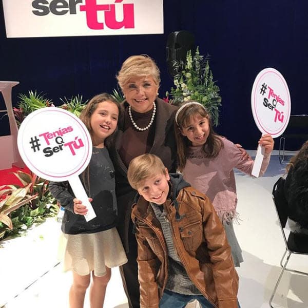 Los actores infantiles fueron los más emocionados en el evento.