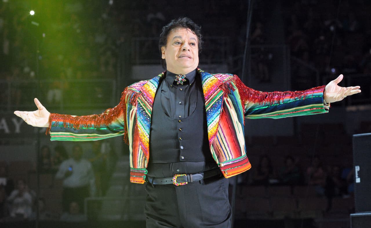 Juan Gabriel se presentó en Nueva York y Chicago a principios de abril de 2014, donde las bajas temperaturas le afectaron.